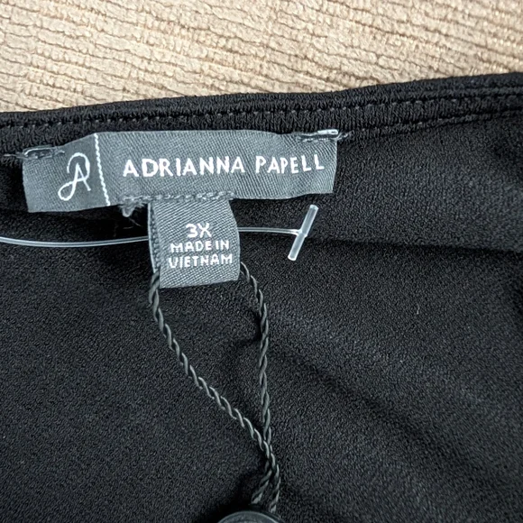 Black blouse - Picture 3 of 8